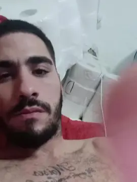 Cam4 Watch Live Sex Cams of ChamonL00