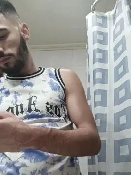 Cam4 Free Live Porn of ChamonL00