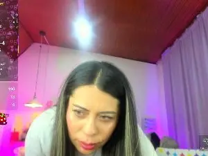 Cam4 Free Live Porn of _lara1