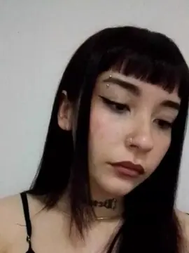 Cam4 Live Porn of bibii4444