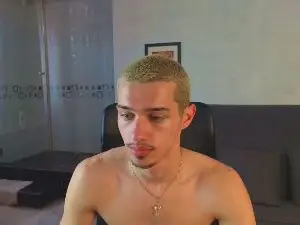 Cam4 Live Porn of KaydenDrew