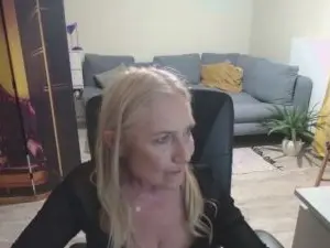 Cam4 Live Sex of Sofia_xLOVE