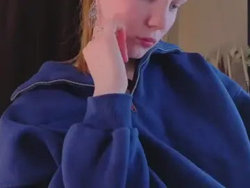 Cam4 Live Porn of QuennaHallman