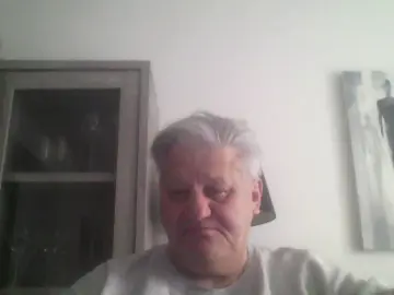 Cam4 Free Live Porn of doryann1963