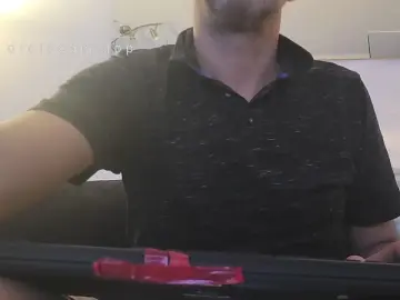 Cam4 Sex Cam of chavarez1981