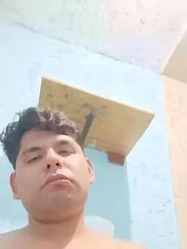 Cam4 Live Sex Cam of ezeky1