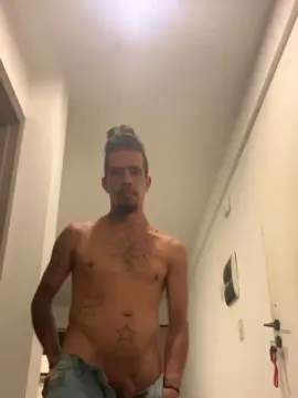 Cam4 Adult Webcam of Eric27cm
