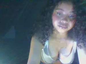 Cam4 Nude Webcam of Julianfi34