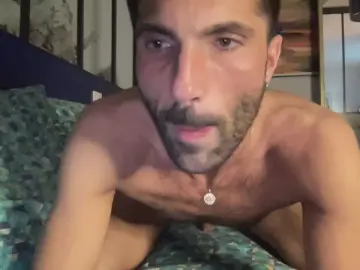 Cam4 Sex Cam of KiinkyBtm