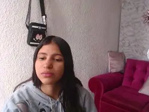 Cam4 Live Sex Cam of evagirl69