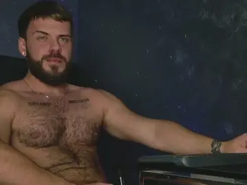 Cam4 Adult Video Chat of juliusmasters