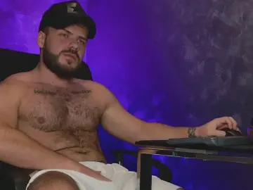 Cam4 Adult Video Chat of juliusmasters