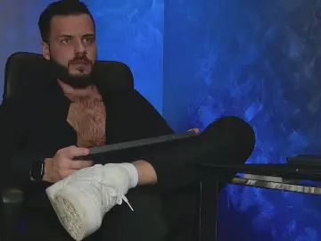 Cam4 Free Porn Cam of juliusmasters