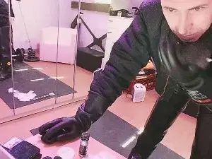 Cam4 Private Sex Chat of tom_rub