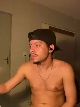 Cam4 Live Sex Cam of poneypb