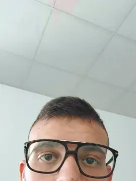 Cam4 Free Live Porn of stefanoacer1993