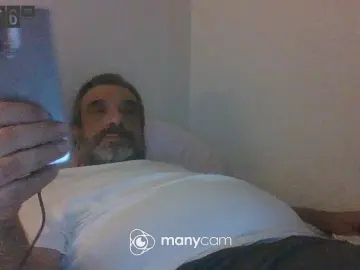 Cam4 Adult Video Chat of benenzo