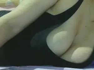 Cam4 Sex Cam of ashleysuksuk