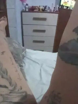 Cam4 Free Live Porn of Arianatatuada