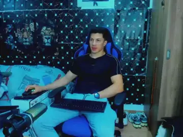 Cam4 Free Live Porn of javiersexyvoy