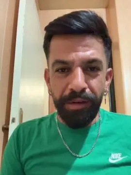 Cam4 Private Sex Chat of Beargaytr
