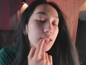 Cam4 Free Live Porn of FlirtyAura