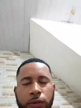 Cam4 Live Porn of anjo202