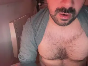 Cam4 Live Porn of xuxo892