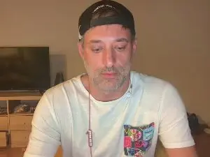 Cam4 Free Live Porn of rickygan