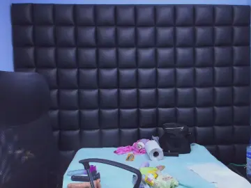 Cam4 Adult Video Chat of tiny_love_