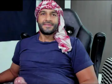 Cam4 Live Sex Cam of Ralfvoss