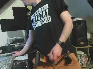 Cam4 Free Live Porn of hornybigerman76