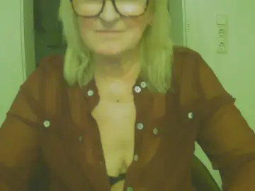 Cam4 Watch Live Sex Cams of Milfmoni