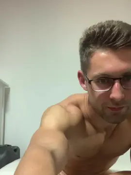 Cam4 Sex Cam of davidhot95