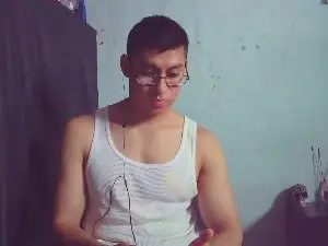 Cam4 Watch Live Sex Cams of maurodirty