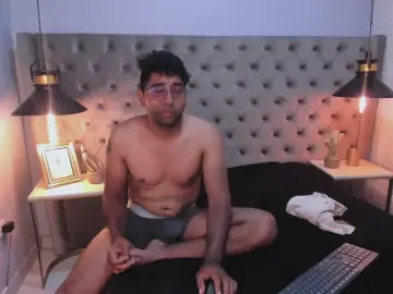 Cam4 Watch Live Sex Cams of DantteRay