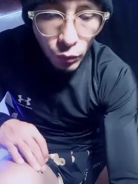 Cam4 Free Porn Cam of sebastian_horny