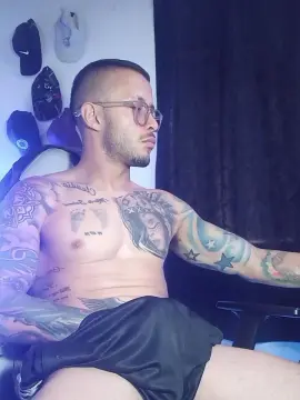 Cam4 Live Sex Cam of sebastian_horny