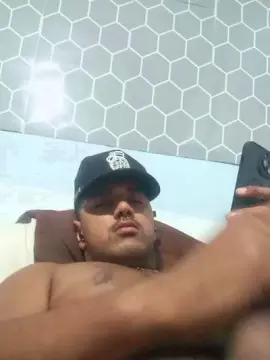 Cam4 Live Sex Cam of JesusOviedo888