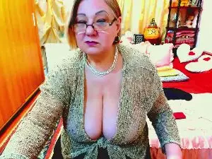 Cam4 Watch Live Sex Cams of ellyhot