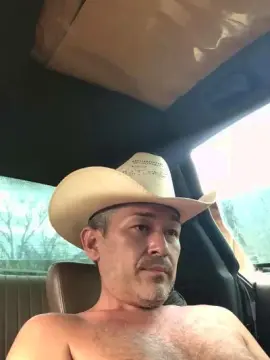 Cam4 Free Live Porn of Countryjoe2002