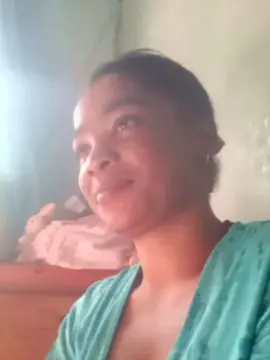 Cam4 Private Sex Chat of Roginah