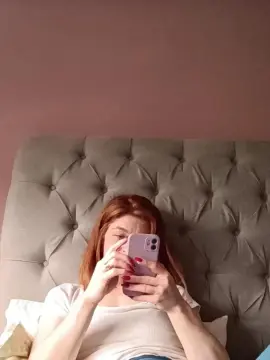 Cam4 Adult Webcam of Housewife_Kirst