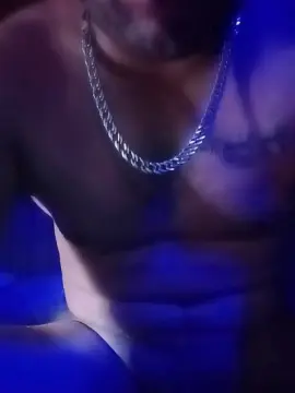 Cam4 Sex Cam of _pipemolina_Por