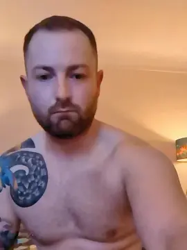 Cam4 Live Sex of Ben_mastos