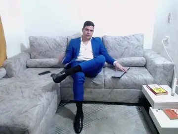 Cam4 Watch Live Sex Cams of Smarty_Biz