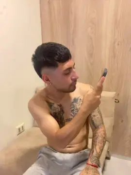 Cam4 Adult Video Chat of Demoniiiooojoa3