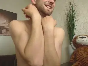 Cam4 Free Live Porn of KyloEast