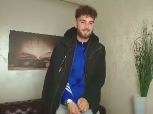 Cam4 Live Porn of KyloEast