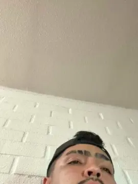 Cam4 Sex Cam of levi_rentboy